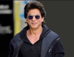 ਸ਼ਾਹਰੁਖ ਦੇਣਗੇ ਫੈਨਸ ਨੂੰ Surprise ਸੰਜੇ ਲੀਲਾ ਭੰਸਾਲੀ ਨਾਲ ਕਰਨਗੇ ਕੰਮ