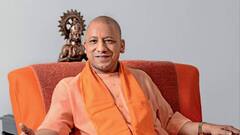Ayodhya में CM Yogi ने Covid Control Room का किया निरीक्षण, मौजूदा हालातों पर अधिकारियों से की बातचीत