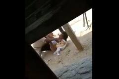 MP में पुलिस की बेरहमी, लात-घूंसों से पिटाई के बाद ग्रामीण को गले में गमछा डालकर घसीटा