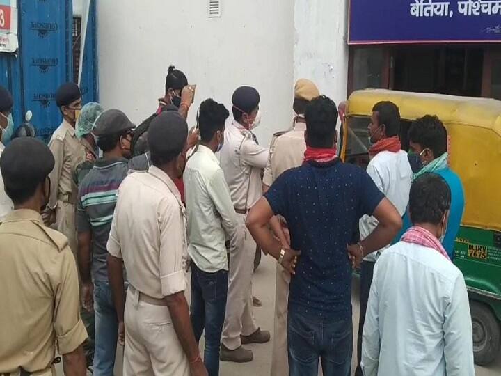 Bihar: Entry not found in hospital for four hours, corona patient died tragically at the gate itself ann बिहार: चार घंटे तक अस्पताल में नहीं मिली एंट्री, गेट पर ही कोरोना मरीज की तड़प-तड़प कर हो गई मौत