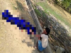 महिला की मौत के बाद शव को सड़क पर छोड़ कर भागा ऑटो चालक, अकेला पति मदद की देखता रहा राह