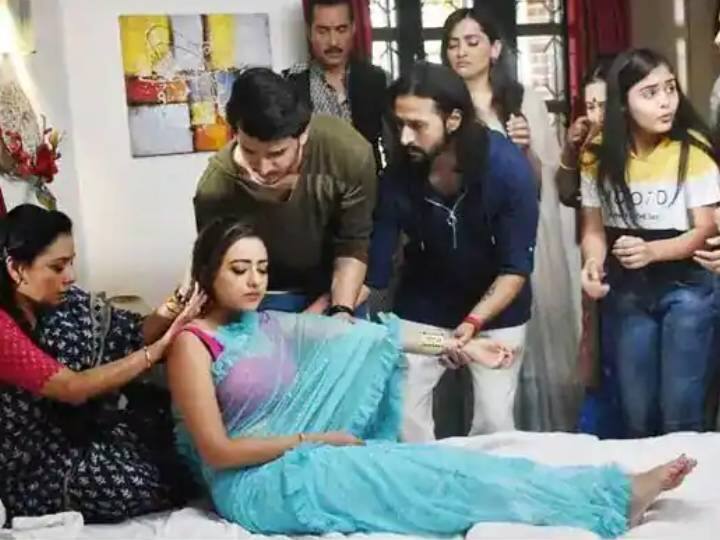 इन तस्वीरों को देखकर पता चलता है कि आने वाले एपिसोड में काव्या सबको हैरान कर देंगी.