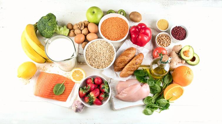 The Covid Recovery Diet As Prescribed By A Nutritionist કોવિડના દર્દીએ ઝડપી રિકવરી માટે કેવું લેવું જોઇએ  ડાયટ? ન્યુટ્રિશનિસ્ટે તૈયાર કરેલા આ ડાયટ પ્લાનને અનુસરો