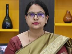 IAS Success Story:  नौकरी और प्रेगनेंसी के साथ पद्मिनी ने की UPSC परीक्षा की तैयारी और बनीं टॉपर