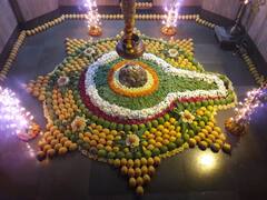 सिंधुदुर्गातील कुणकेश्वर चरणी देवगड हापुसची आरास, पहा फोटो