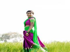 அச்சு அசல் கிராமத்துப்பெண்.. பாவாடை தாவணி போட்டோ ஷூட்.. கலக்கும் ஷாலு ஷம்மு.!