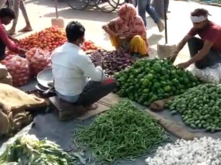 Tamil Nadu cabinet minister Stern Action Against Vendors Increasing Vegetables Goods Prices Food minister Stern Action To Be Taken Against Vendors Increasing Vegetables & Goods Prices: TN Food Minister