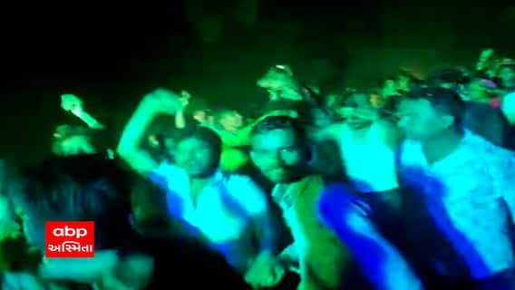 આણંદઃ ભાજપ નેતાના ભત્રીજાના લગ્નના વરઘોડામાં ડીજેના તાલે ઝૂમ્યા લોકો, જુઓ વીડિયો