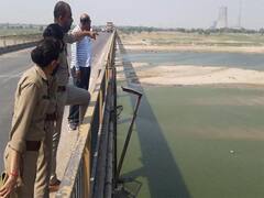 Hamirpur यमुना में बहते शव कोरोना से जान गंवाने वालों की लाशें नहीं, प्रशासन ने किया दावा