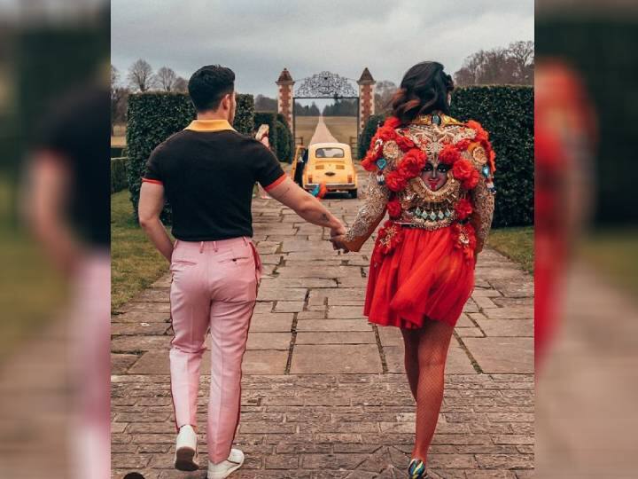 Priyanka chopra nick jonas photos viral on social media due to this reason प्रियंका चोपड़ा और निक जोनास की एक तस्वीर हो रही है वायरल, ये है खास वजह