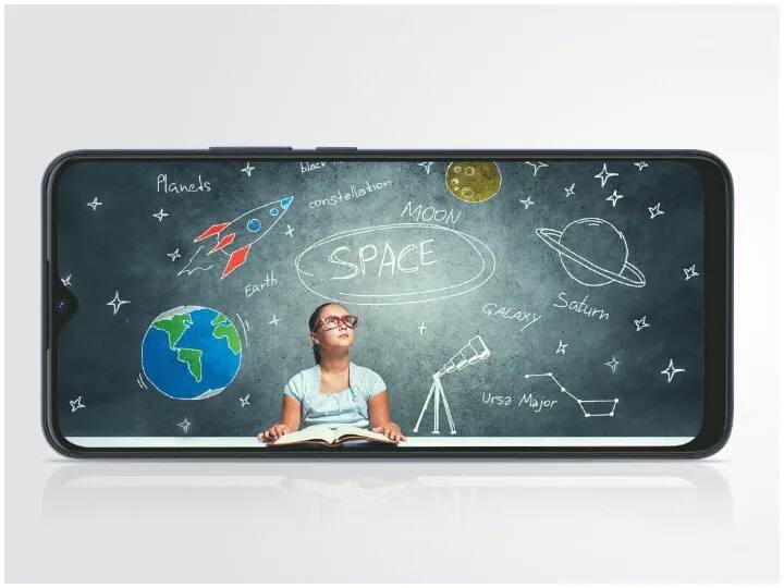 નવી દિલ્હીઃ ચીની સ્માર્ટફોન કંપનીઓને ટક્કર આપવા માટે ભારતીય કંપની Lava એ કમર કરી છે. લાવાએ પોતાનો નવો સ્માર્ટફોન Lava Z2 Max ભારતમાં લૉન્ચ કરી દીધો છે. આ ફોન તે લોકોની જરૂરિયાતને ધ્યાનમાં રાખીને લૉન્ચ કરવામા આવ્યો છે, જે પોતાના બાળકોના ભણતર માટે સસ્તો સ્માર્ટફોન લેવાનુ પ્લાનિંગ કરી રહ્યાં છે. આ ફોનને 6000mAhની દમદાર બેટરીની સાથે ઉતારવામાં આવ્યો છે.