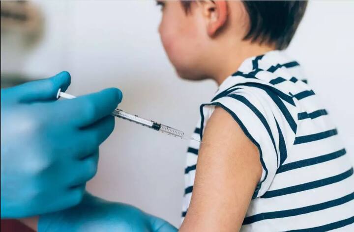 Trial of corona vaccine on children what will happen if side effects occur Dr Sanjay Rai Community Medicine AIIMS ann बच्चों पर होगा कोरोना वैक्सीन का ट्रायल, साइड इफेक्ट हुआ तो क्या होगा?