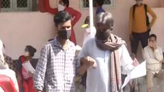 BJP Vs AAP: People are dying, leaders are busy in 'politics' | Debate