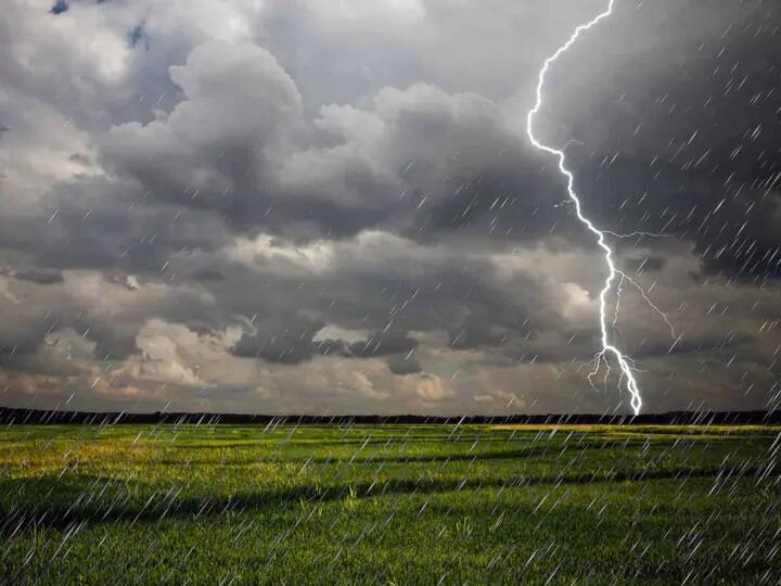Yellow alert of imd issued possibility of heavy rain and cyclone in these states between 13 to 15 may IMDએ યલો એલર્ટ આપ્યું, આ રાજ્યોમાં 13થી 15 મેની વચ્ચે વરસાદ તૂટી પડશે, ચક્રવાતની પણ સંભાવના