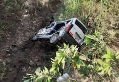 ભરૂચઃ કારને અજાણ્યા વાહને ટક્કર મારતાં ખાબકી ખાઈમાં, ચાર મહિલા સહિત પાંચ લોકોના મોત