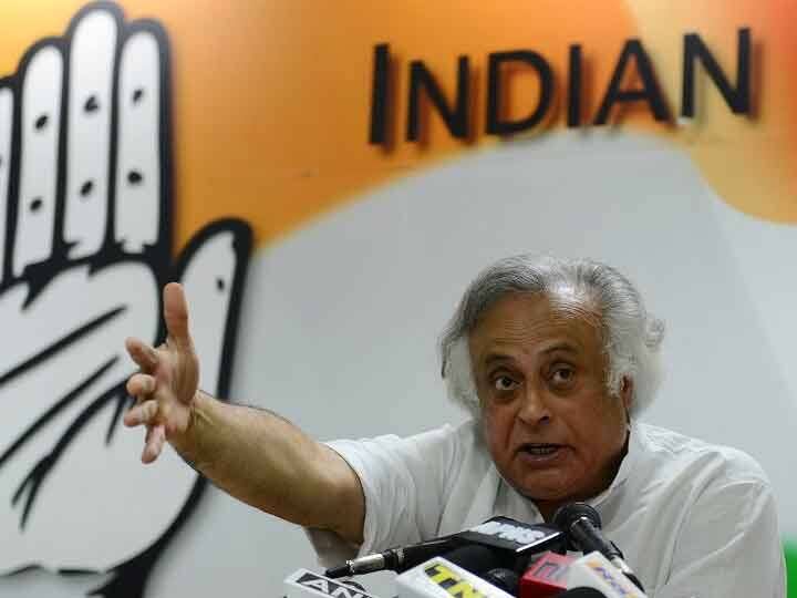 Jairam Ramesh questioned the vaccination policy of Modi government, says There is really no policy जयराम रमेश ने मोदी सरकार की टीकाकरण नीति पर उठाया सवाल, कहा- वास्तव में कोई नीति ही नहीं है