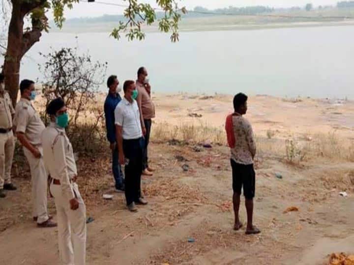 NMCG strict to ban dead bodies float into river Ganga and given directions to state शवों को गंगा में बहाने को लेकर NMCG सख्त हुआ, राज्यों को दिये ये निर्देश