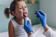 Uttarakhand: राज्य सरकार के ये आंकड़े चौंकाने वाले, बच्चों को अपनी चपेट में ले रही है कोरोना महामारी