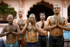 ਗਾਂ ਦੇ ਗੋਬਰ ਨਾਲ ਹੁੰਦਾ ਕੋਰੋਨਾ ਖ਼ਤਮ! ਭਾਰਤੀ ਡਾਕਟਰਾਂ ਦਿੱਤੀ ਇਹ ਚੇਤਾਵਨੀ