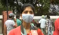 ਮੁਹਾਲੀ 'ਚ ਨੌਜਵਾਨਾਂ ਨੂੰ ਵੈਕਸੀਨ ਨਾ ਮਿਲਣ 'ਤੇ ਫੁੱਟਿਆ ਗੁੱਸਾ