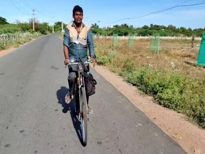Ration shop employee from Mayiladuthurai takes cycle ride for 30 kilo meter to serve people 56 கிமீ பயணித்து மக்களுக்கு சேவை செய்யும் ரேஷன் ஊழியர் - சல்யூட்