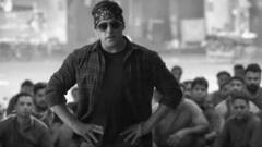 Shah Rukh Khan wishes Eid to fans on social media | Khabar Filmy Hai