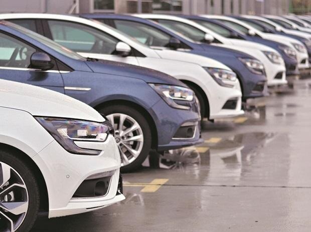 Auto Industry Sales: வேகம் எடுக்கும் வாகன விற்பனை... ஜூலையில் விற்பனை 63 சதவீதம் அதிகரிப்பு...!