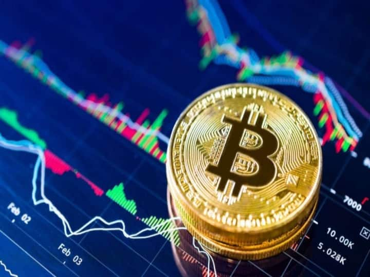 Bitcoin jumps to near record high, know about the cryptocurrency in detalis Bitcoin: ফের রেকর্ড গড়ল বিটকয়েন, জেনে নিন ক্রিপ্টোকারেন্সির সাত-সতেরো