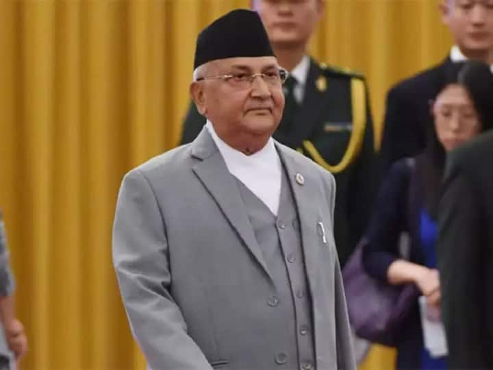 kp sharma oli takes oath as prime minister of  Nepal   નેપાળ: વિશ્વાસ મત હાર્યાના ત્રણ દિવસ બાદ ફરીથી કેપી શર્મા ઓલીએ લીધા વડાપ્રધાન પદના શપથ 