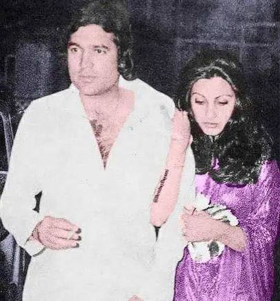 ਹਾਲਾਂਕਿ, ਬਾਅਦ ਵਿੱਚ ਉਸਨੇ ਆਪਣਾ ਮਨ ਬਦਲ ਲਿਆ ਅਤੇ ਉਹ ਵਾਪਸ ਆ ਗਈ। ਰਾਜੇਸ਼ ਖੰਨਾ ਦੇ ਨਾਲ ਬਹੁਤ ਮਾੜਾ ਸਮਾਂ ਆ ਗਿਆ ਸੀ ਅਤੇ ਉਹ ਡਿੰਪਲ ਨਾਲ ਕੋਈ ਵਿਚਾਰ ਸਾਂਝੇ ਨਹੀਂ ਕਰਦਾ ਸੀ। ਇਸ ਨਾਲ ਉਹ ਵੀ ਘੁਟਣ ਮਹਿਸੂਸ ਕਰਦਾ ਸੀ ਅਤੇ ਉਹ ਖੁਦਕੁਸ਼ੀ ਬਾਰੇ ਸੋਚਦਾ ਰਹਿੰਦਾ ਸੀ।