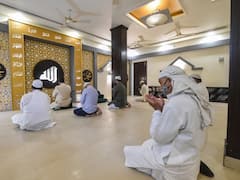 Eid 2021:देशभर में मनाई जा रही ईद, कोरोना नियमों को लेकर धर्मगुरूओं ने दिए अहम निर्देश