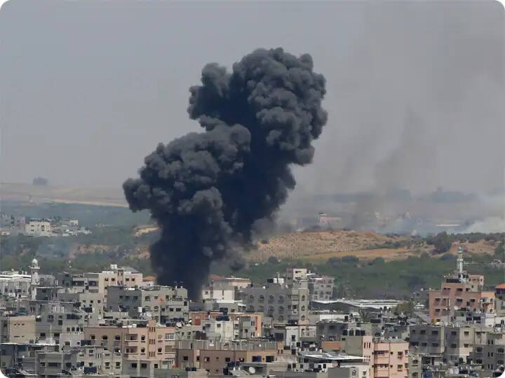 Israeli airstrike high-rise building International Media The Associated Press, Al-Jazeera Gaza City Israel Airstrike: சர்வதேச ஊடக நிறுவனங்கள் இயங்கி வரும் கட்டிடங்கள் மீது இஸ்ரேல் வான்வழி தாக்குதல்