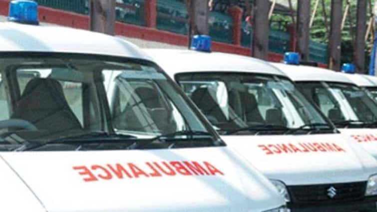 Emergency ambulance employees strike continues on second day in Uttar Pradesh ANN यूपी में 102 और 108 एंबुलेंस सेवा कर्मचारियों की हड़ताल जारी, जानिए क्या हैं मांगें