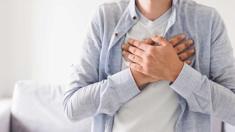 Heartburn causes and home remedies to cure it Heartburn: सीने की जलन से परेशान हैं तो जरूर करें ये 3 काम, नहीं होगी समस्या