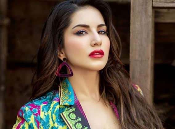 जब अतीत पर उंगली उठाने वालों को Sunny Leone ने दिया था बेबाक जवाब, आप भी पढ़िए जब अतीत पर उंगली उठाने वालों को Sunny Leone ने दिया था बेबाक जवाब, आप भी पढ़िए