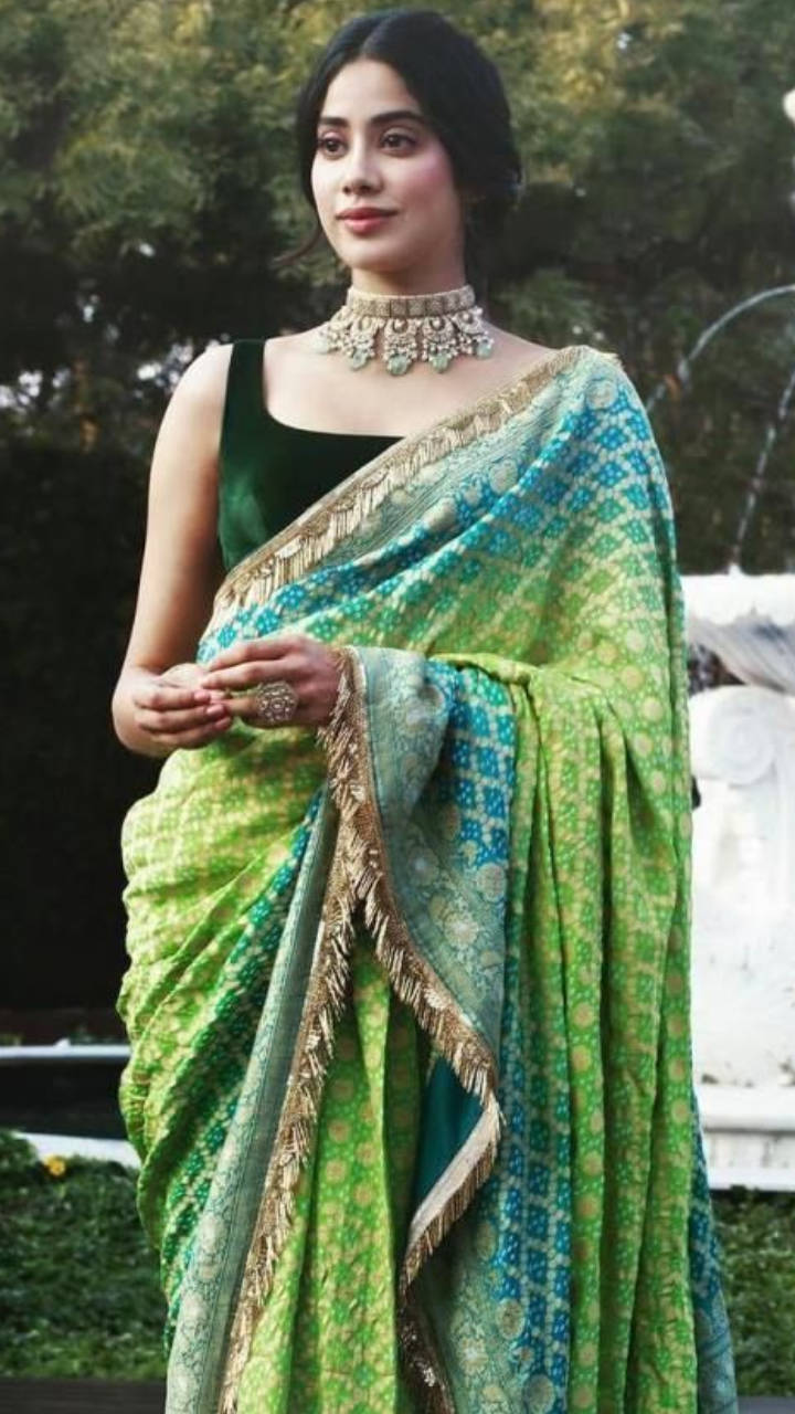 Buy Green Georgette Printed And Bandhani Saree With Running Blouse For  Women by Nazaakat by Samara Singh Online at Aza Fashions.