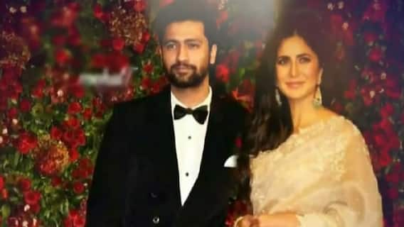 Katrina Kaif's neighbours spot Vicky Kaushal hiding his face with a mask outside her apartment | Khabar Filmy Hai