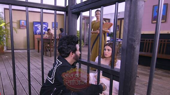 Kundali Bhagya: Preeta brings breakfast for Karan in jail