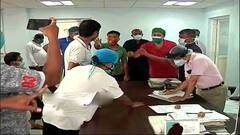 Covid Updates: দেখভালের গাফলতির জেরেই করোনা রোগীর মৃত্যুর অভিযোগ, ইএসআই হাসপাতালে তাণ্ডব আত্মীয়দের