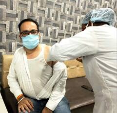 उज्जैन में सांसद के घर पर हुआ वैक्सीनेशन, विपक्षी पार्टियां हुई हमलावर