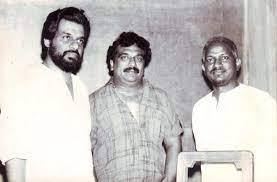 பாடகர் ஜேசுதாஸ் மற்றும் நடிகர் ஹனிபா உடன் இசைஞானி இளையராஜா