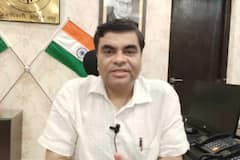 Kanpur में ऑक्सीजन की कमी को कैसे पूरा कर रहे हैं DM Alok Tiwari? जानिए