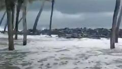 Top Headlines: कोरोना के बीच Cyclone Tauktae का खतरा