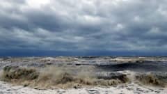 History of Cyclone : या वादळांनी माजवला होता हाहाकार! कटू आठवणीतील वादळं...फयान, निसर्ग...