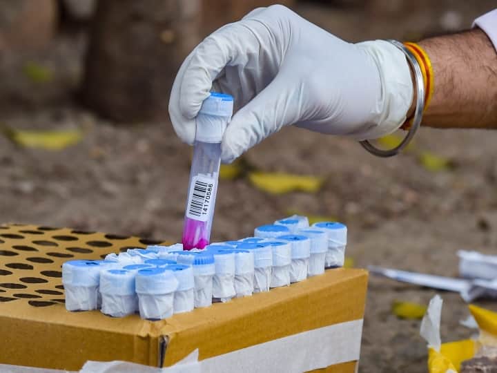 Coronavirus case came in last seven days more than half cases in Kerala says Ministry of Health देश में पिछले सात दिनों में आए कोरोना के मामले में आधे से अधिक केस केरल में दर्ज हुए- स्वास्थ्य मंत्रालय