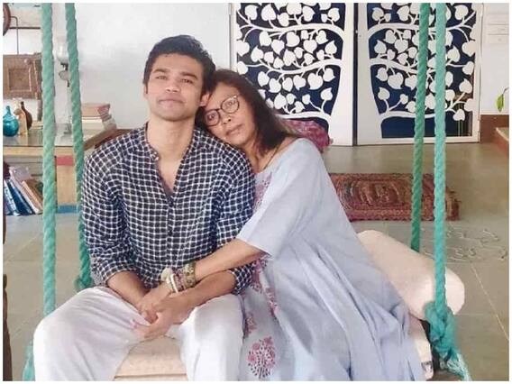 इरफान खान के बेटे बाबिल खान ने मांगी मां सुतापा से माफी, कहा - सिर्फ आप ही हो जिसे मेरी फिक्र है इरफान खान के बेटे बाबिल खान ने मांगी मां सुतापा से माफी, कहा - सिर्फ आप ही हो जिसे मेरी फिक्र है