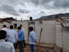 Tauktae Cyclone in Pune | खेड तालुक्यात चक्रीवादळाचा तब्बल 70 घरांना तडाखा, कुठं भिंत पडली तर कुठं छप्पर उडालं