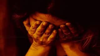 Vadodara: મેનેજરે 23 વર્ષની સાથ કામ કરતી યુવતી સાથે સ્ટોર રૂમમાં માણ્યું શરીર સુખ, બીજે પણ બાંધ્યા શરીર સંબંધ ને.......