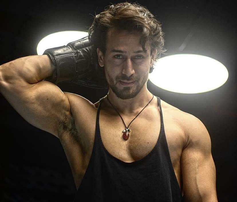 FIR Against Tiger Shroff, Disha Patani For Violating Covid-19 Pandemic Norms FIR Against Tiger Shroff, Disha Patani For Violating Covid-19 Pandemic Norms