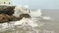 Cyclone Tauktae: 175 किमी/घंटा की रफ्तार से भारत की ओर बढ़ रहा तूफान, जानिए बेंगलुरु और गोवा का हाल